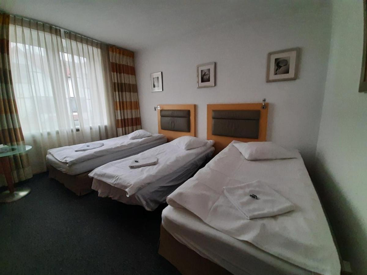 404 Wilanowska * Warszawa
